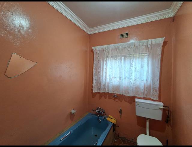 2 BEDROOM FREESTANDING FOR SALE IN JOUBERTON